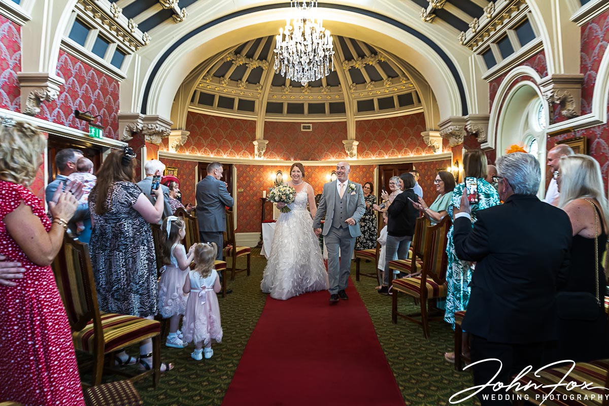 Natural Wedding photography Kilworth House Leicestershire