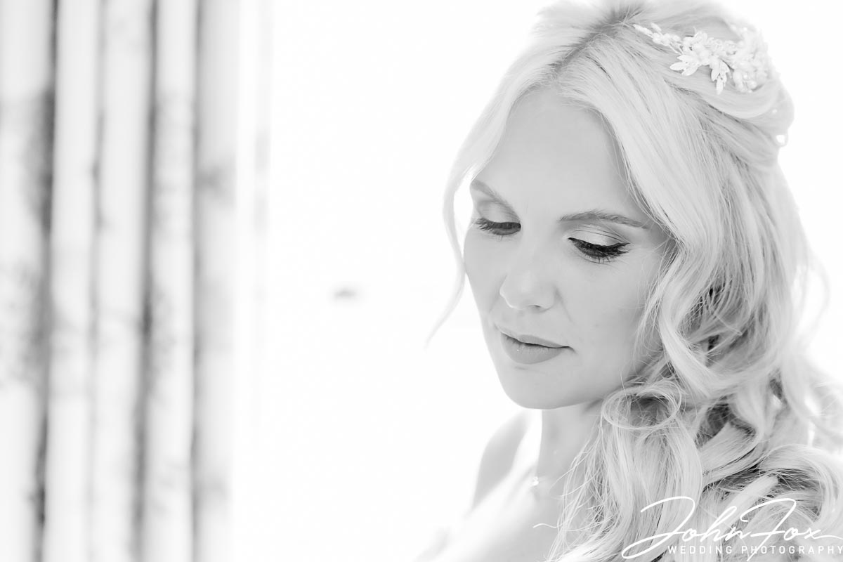 Natural Wedding photography Kilworth House Leicestershire