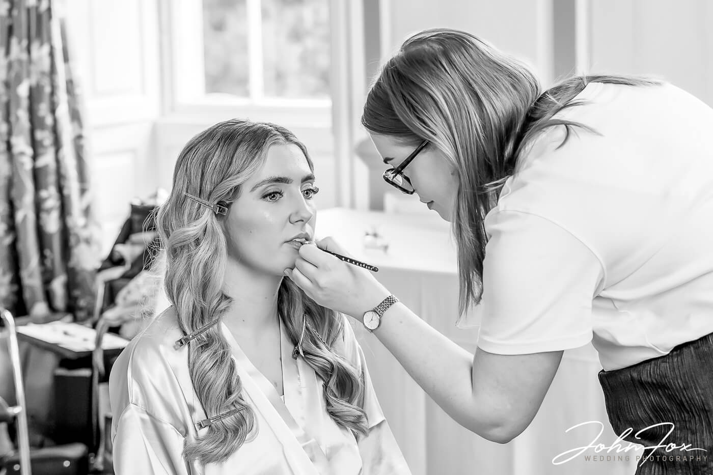 Lorna having her make-up applied in preparation for her Chicheley Hall wedding